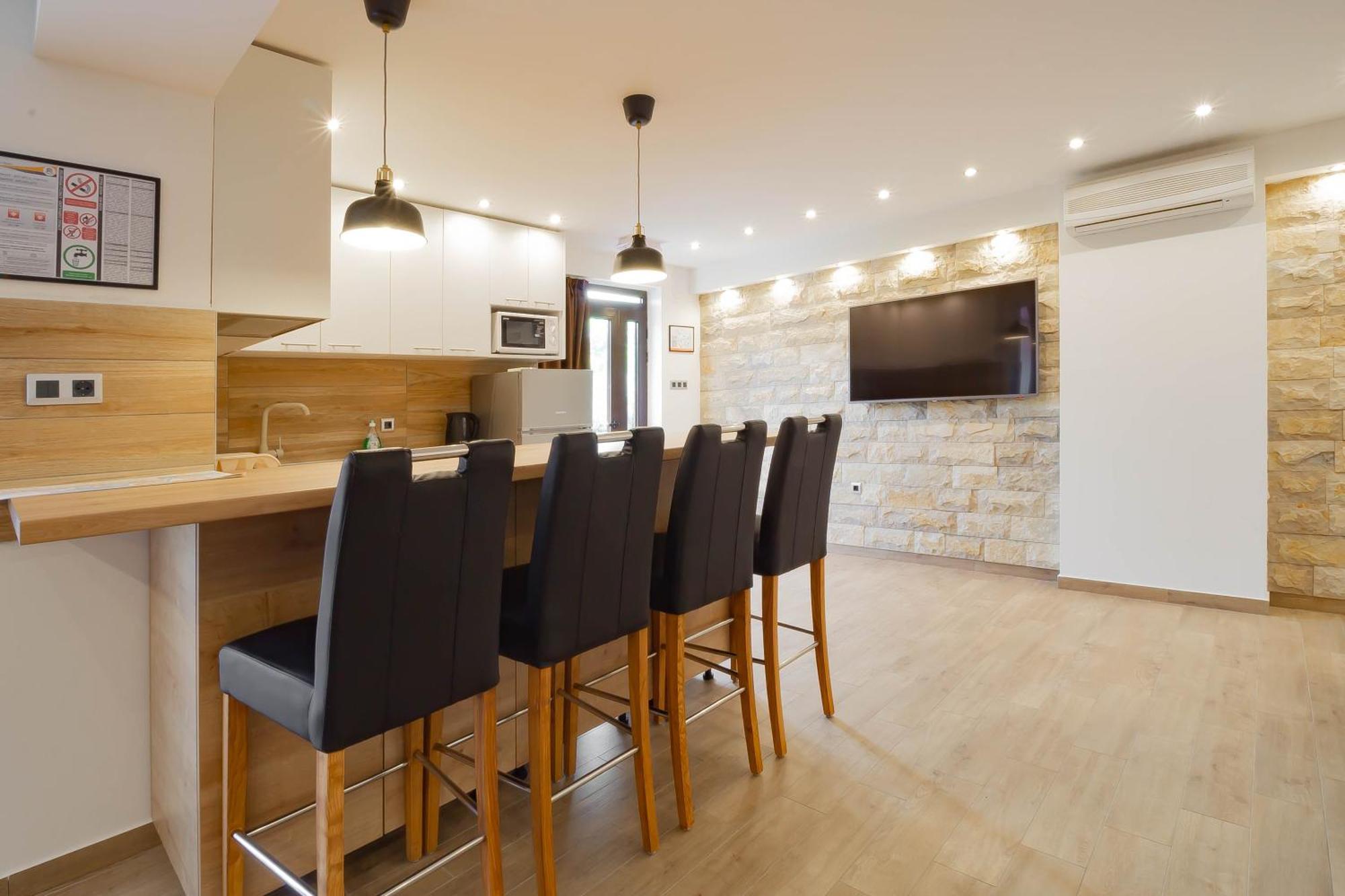 Apartments Marinici Rijeka - With Private Parking Exterior foto
